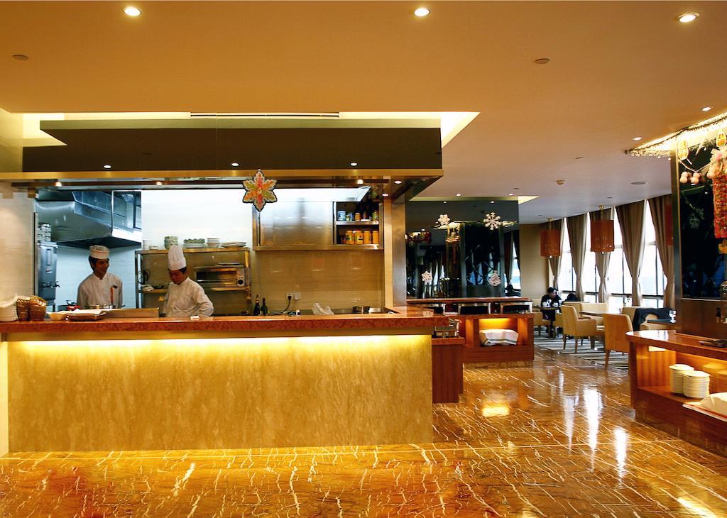 Shenzhen Luohu Railway Station Hotel - Commercial Building Exterior foto