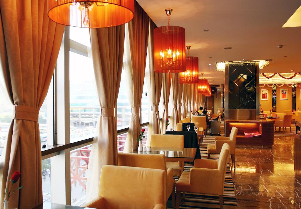 Shenzhen Luohu Railway Station Hotel - Commercial Building Exterior foto
